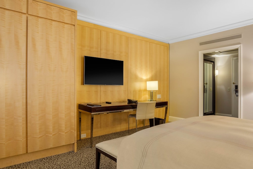 Omni Berkshire Place - photo 72