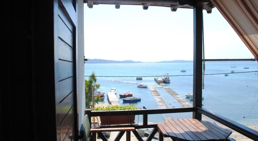 Pension Antonakis Ouranoupolis Greece — 4-Star Luxury Hotel in Ouranoupolis, Greece