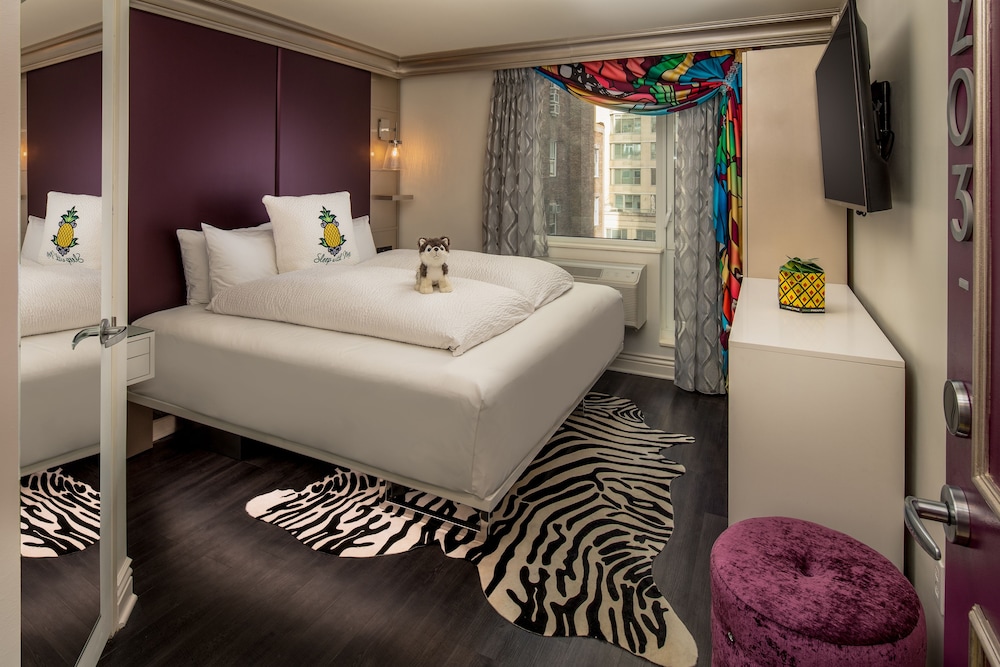 Staypineapple An Artful Hotel Midtown - featured photo