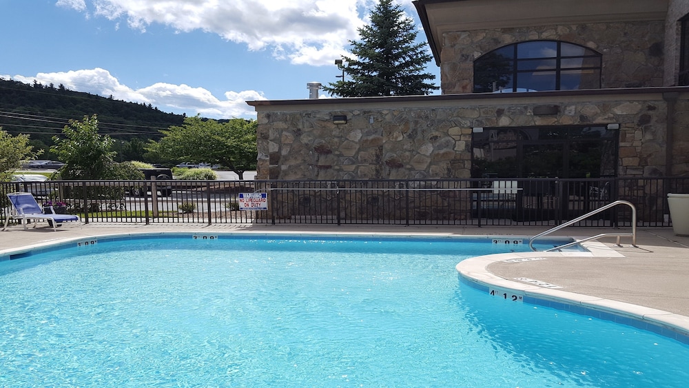 Holiday Inn Express Boone by IHG - photo 41