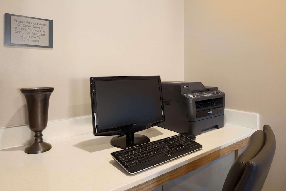 Country Inn and Suites By Radisson Manteno IL - photo 14