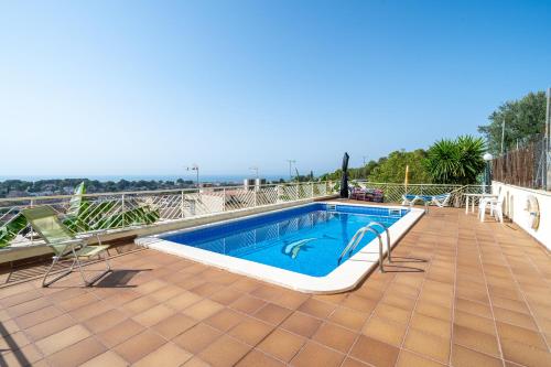 Villa Sabela — 4-Star Luxury Hotel in Calafell, Spain