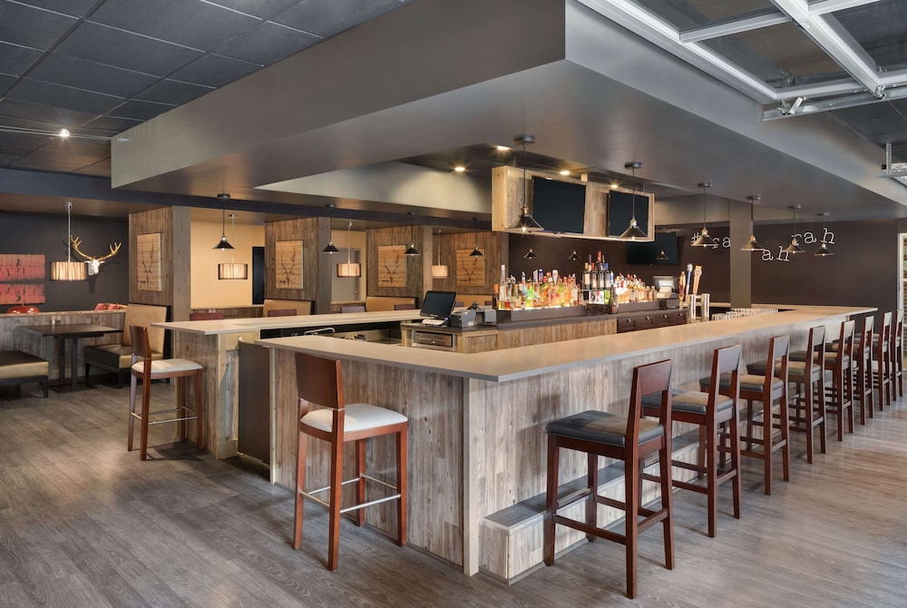 Ramada by Wyndham Beaver Falls - photo 18