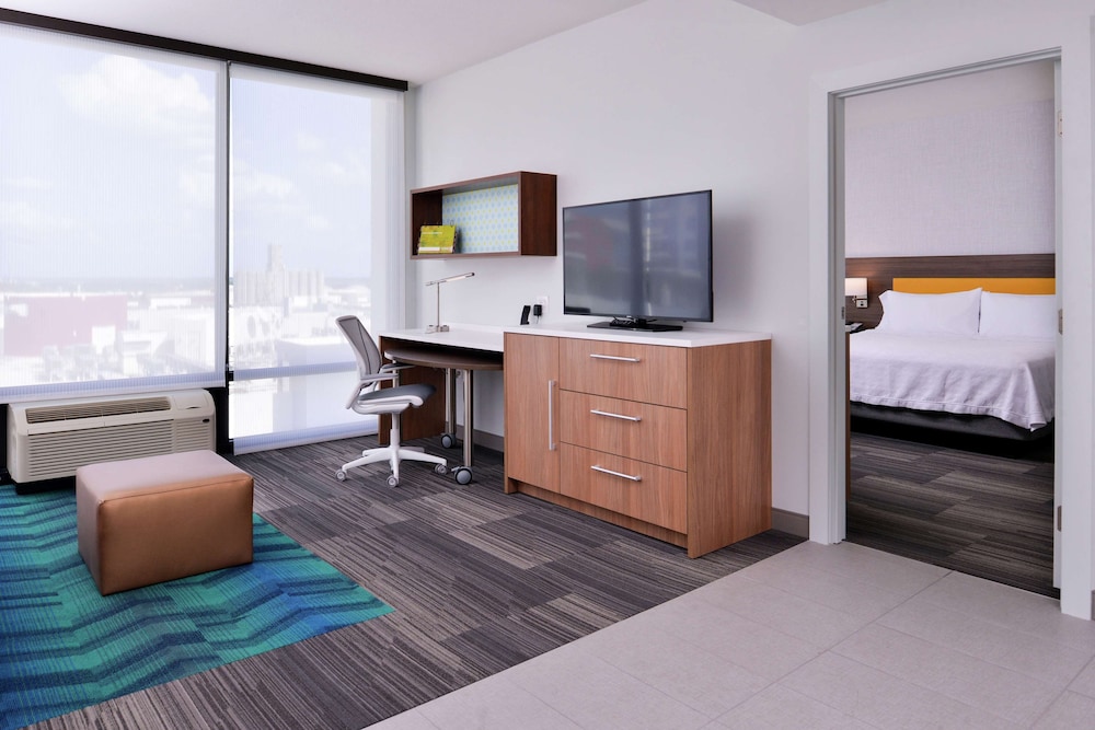 Home2 Suites by Hilton Tampa Downtown Channel District - photo 19