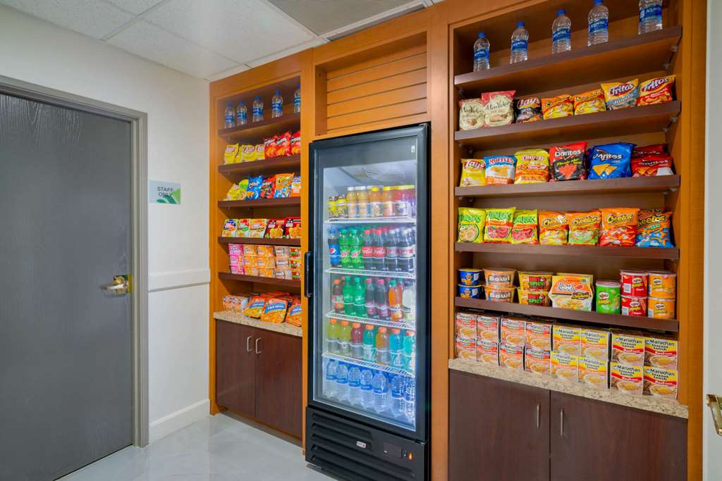 Wingate by Wyndham Memphis East - photo 25