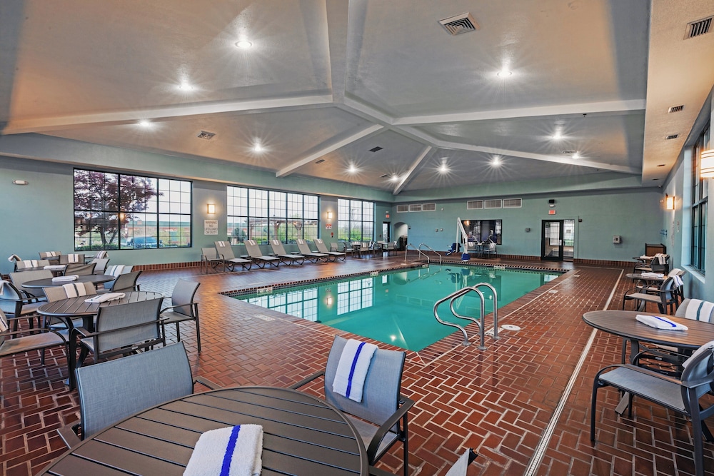 Holiday Inn Express & Suites Tulsa S Broken Arrow Hwy 51 by IHG - photo 36