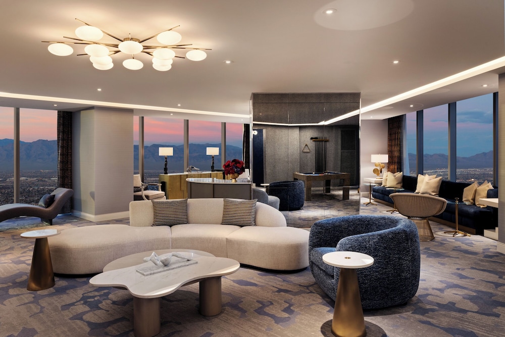Fontainebleau Las Vegas - photo 31