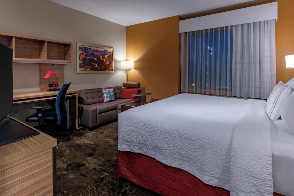 TownePlace Suites by Marriott Gallup - photo 2