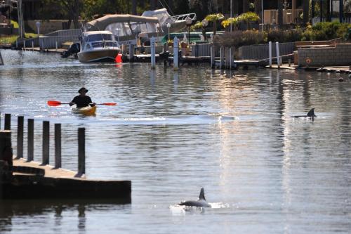 Sunsea Waterfront South Yunderup — 4-Star Luxury Hotel in South Yunderup, Australia