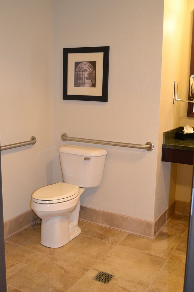 Holiday Inn Eau Claire South I 94 by IHG - photo 35