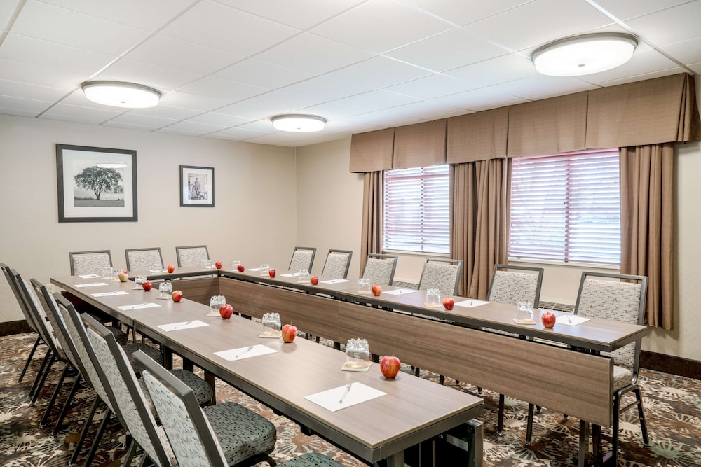 Hampton Inn Downingtown Exton - photo 62