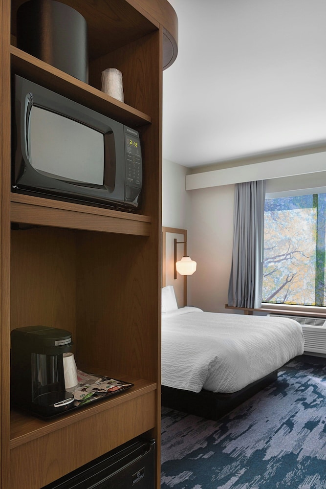 Fairfield Inn & Suites by Marriott Shelby - photo 8