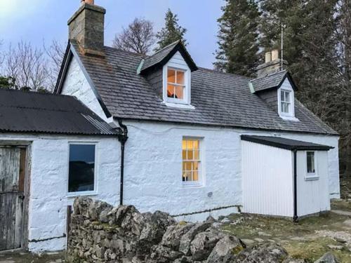 Old Grumbeg Cottage — Highland — photo 2