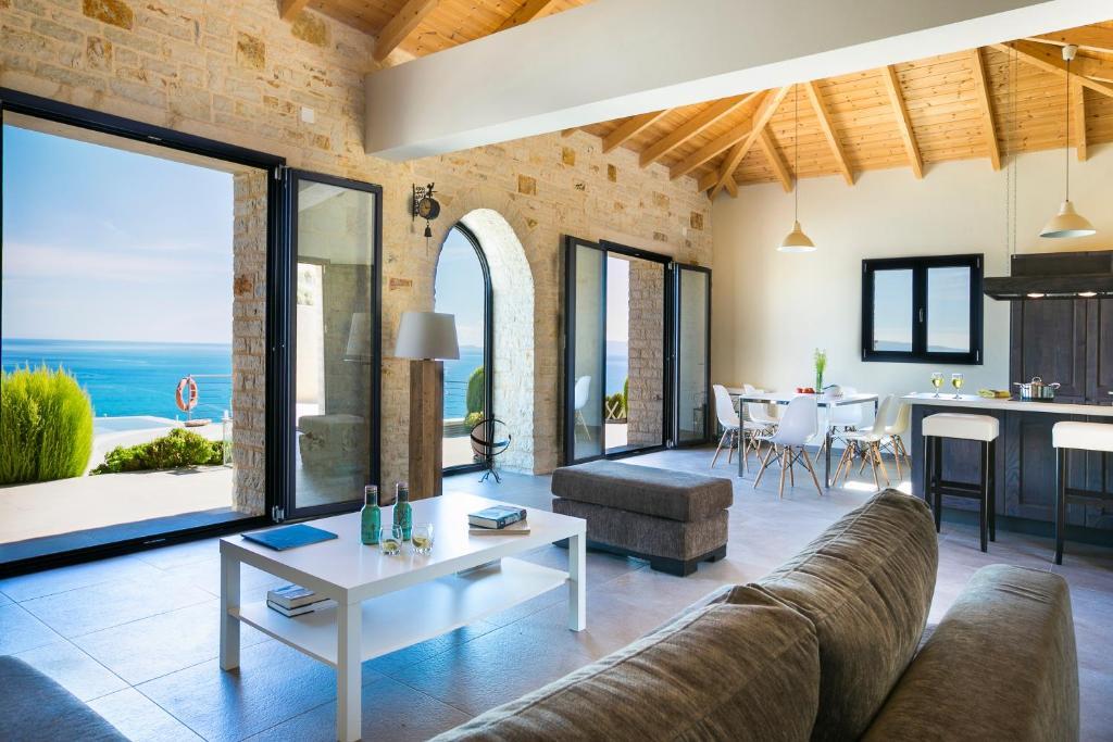 Kaminia Blu — Poros — photo 4