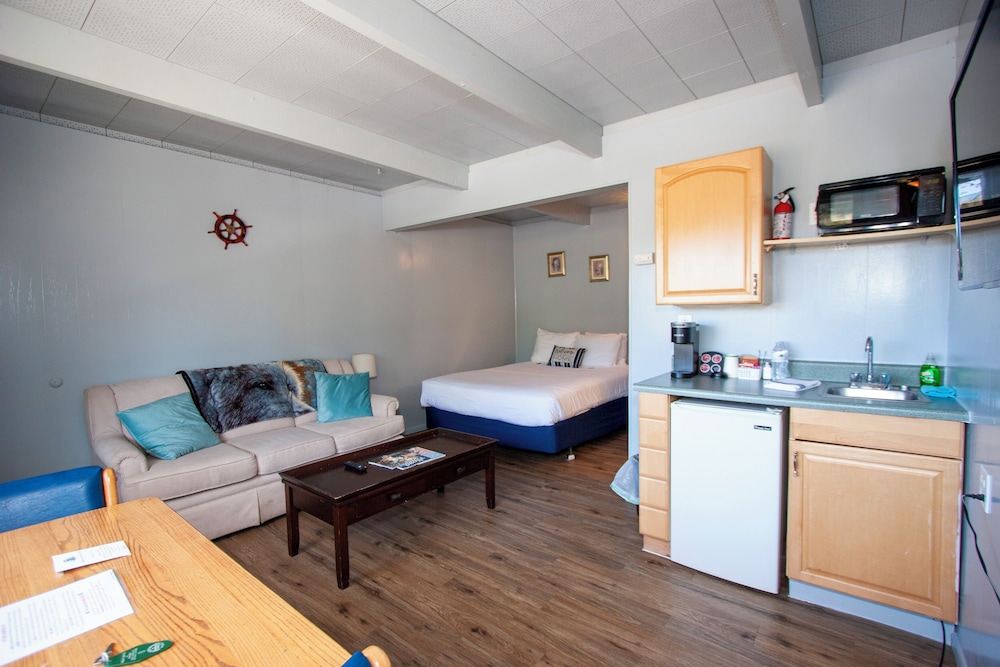 Pacific Motel and RV - photo 4