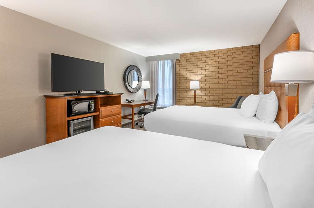 Drury Inn & Suites Champaign - photo 37