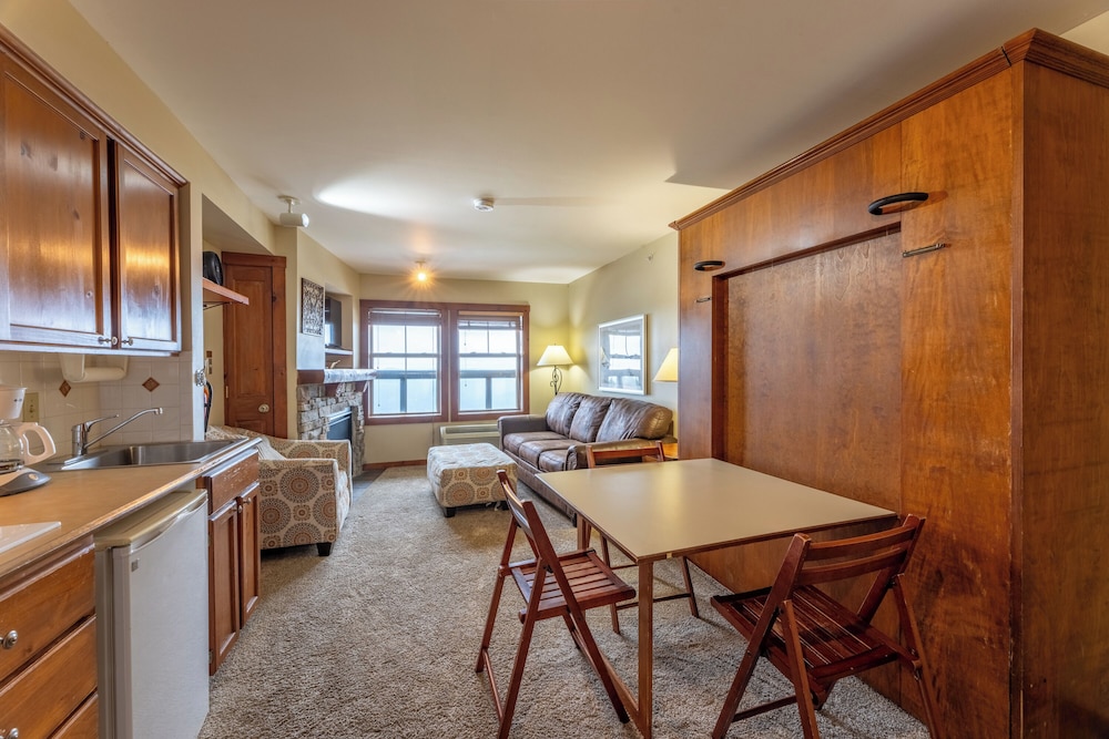 Rimfire Lodge - photo 22