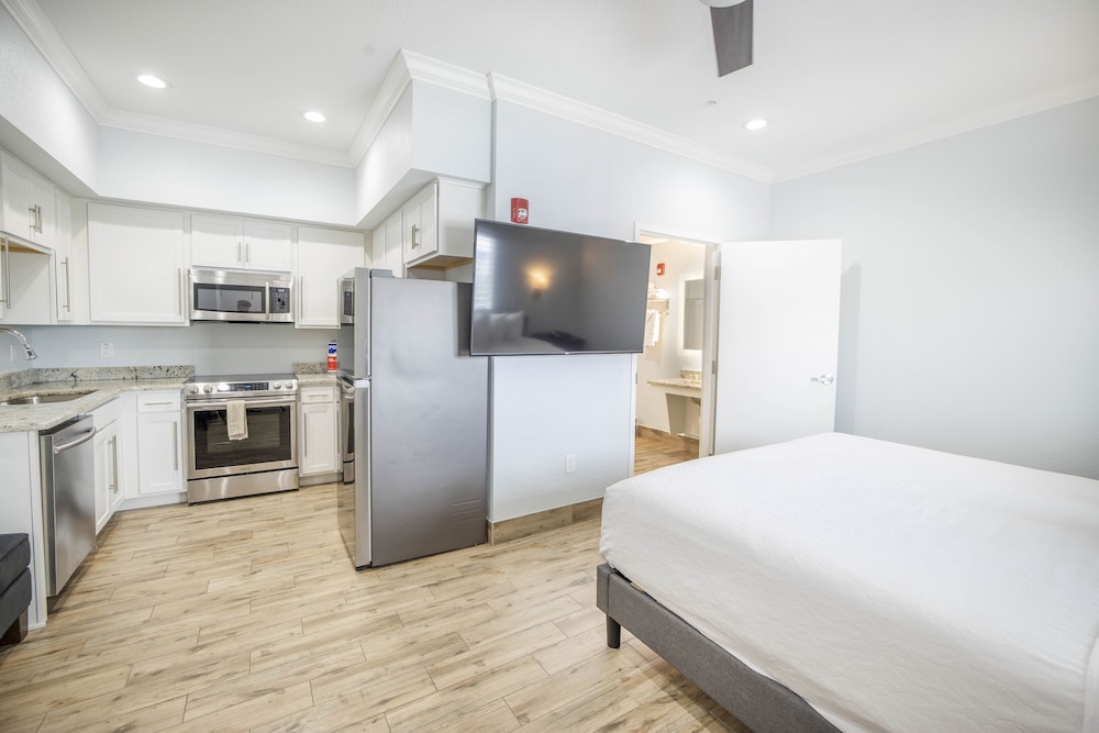 Hotel Sol - photo 9