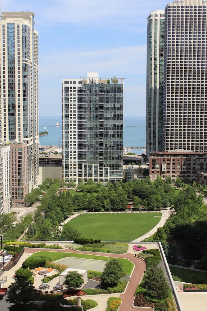 Fairmont Chicago at Millennium Park - photo 28