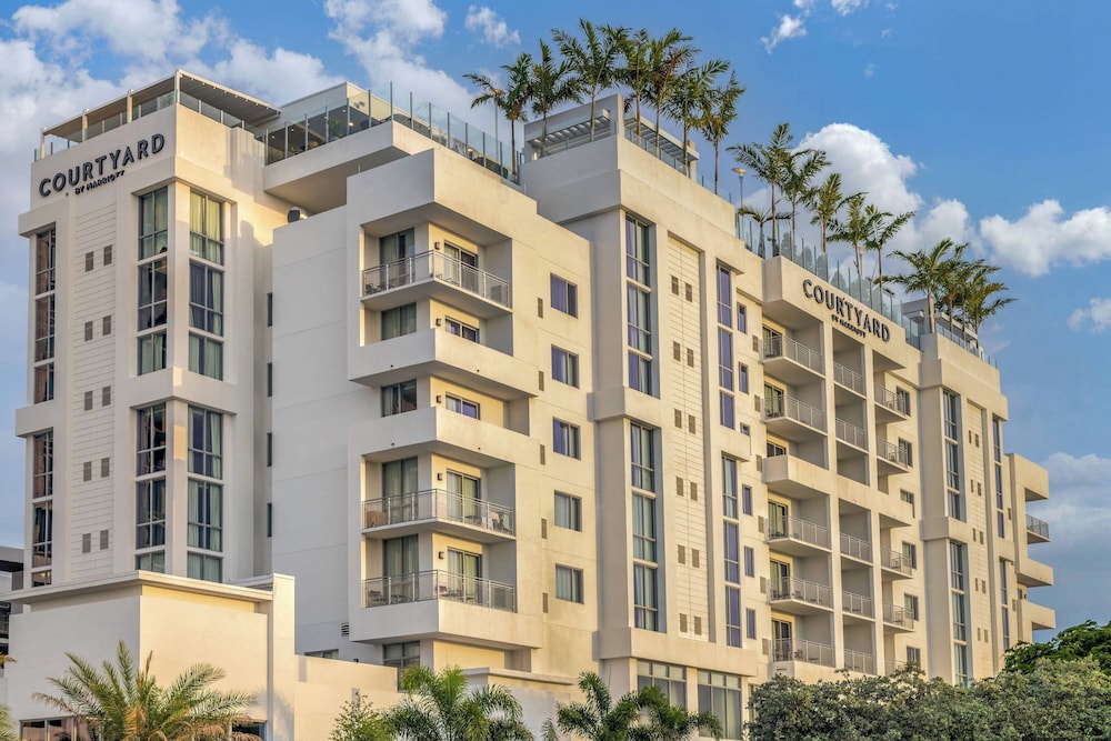 Courtyard by Marriott Fort Lauderdale Downtown - featured photo