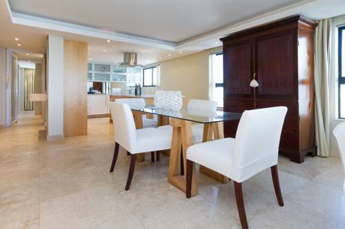Life and Leisure Collection Melkbaai