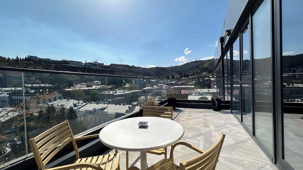 מרפסת / טרסה