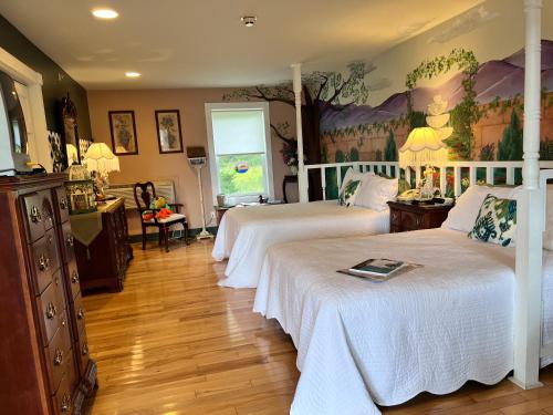 Mountain Quest Inn - photo 92