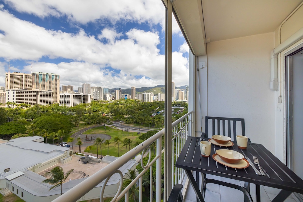 Waikiki Shore By Outrigger - photo 124