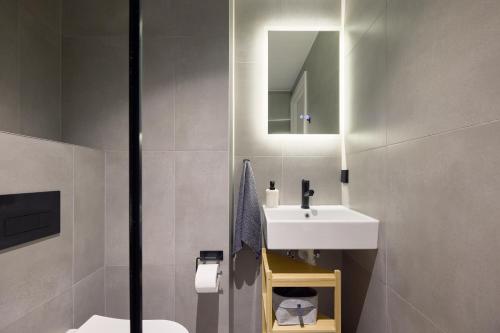 21 Stylish Lofts by Dream Stay