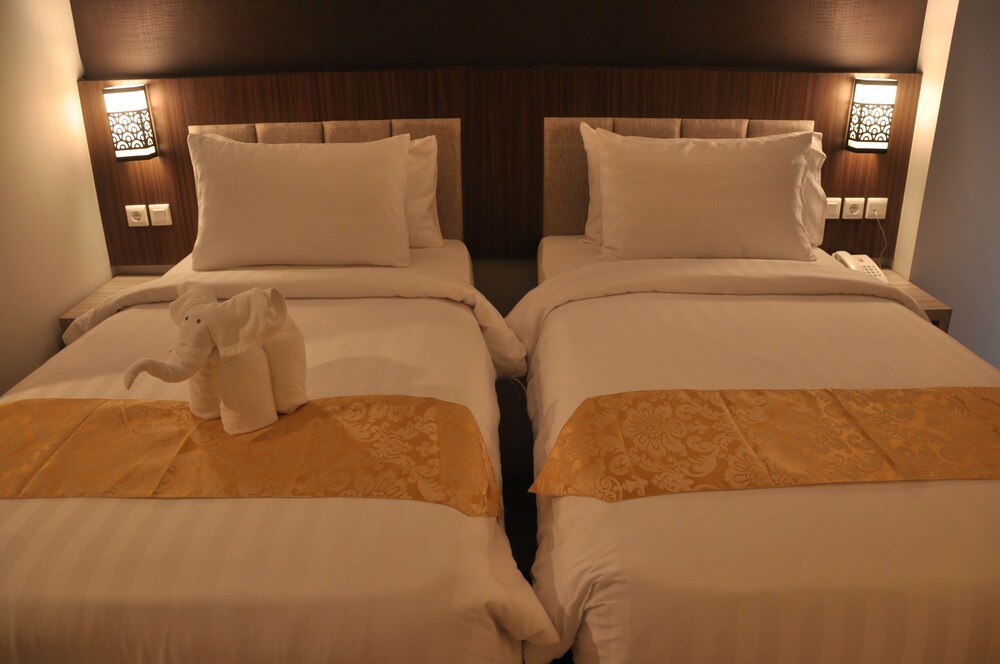 Ascent Premiere Pasuruan — 4-Star Luxury Hotel in Pasuruan, Indonesia