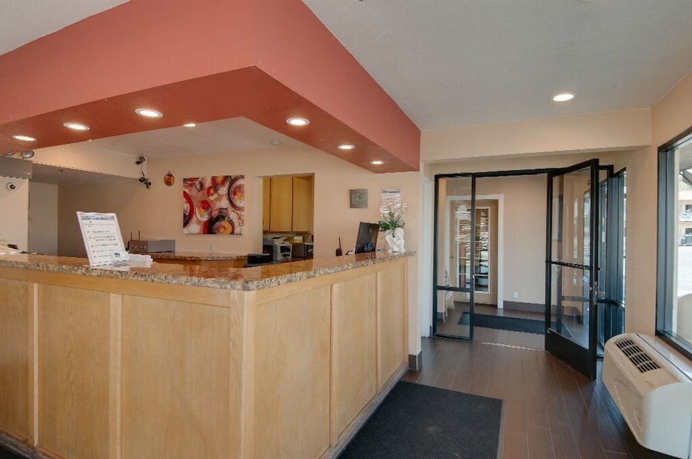 Vagabond Inn Bakersfield South - photo 3