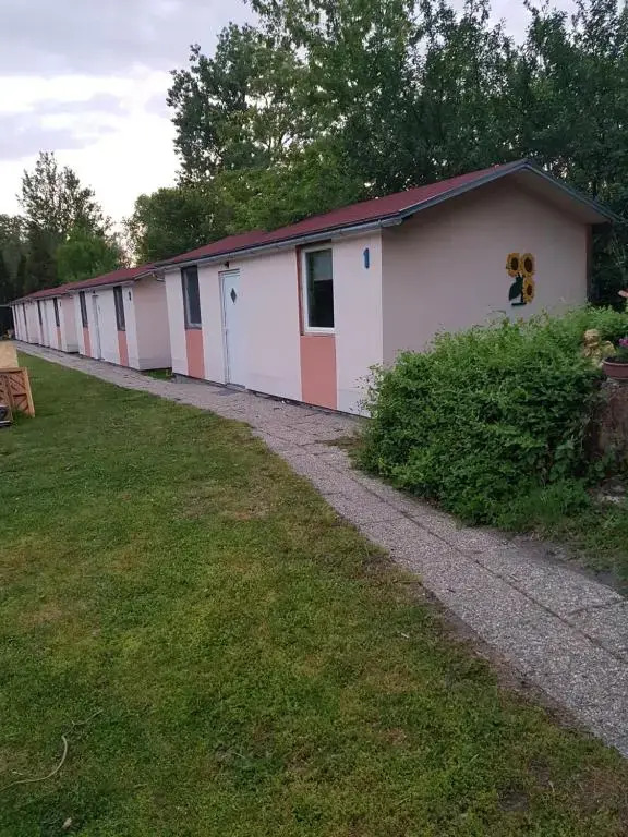 Napraforgó Apartmanok - last minute hotel in Unknown City