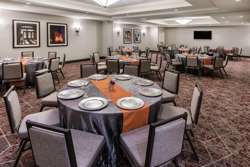 Hilton Garden Inn Blacksburg University - photo 28