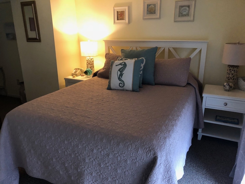 Montauk Manor - photo 8
