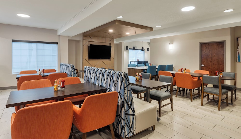 Holiday Inn Express Hotel & Suites Portland Jantzen Beach by IHG - photo 110