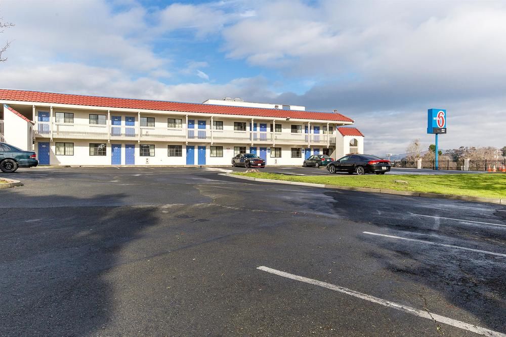 Motel 6 Vallejo Maritime North - photo 25