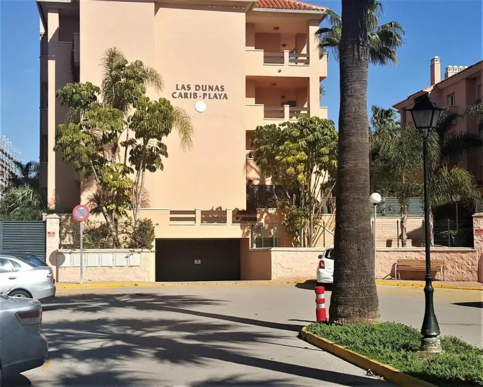 Las Dunas De Carib Playa — 4-Star Luxury Hotel in Marbella, Spain