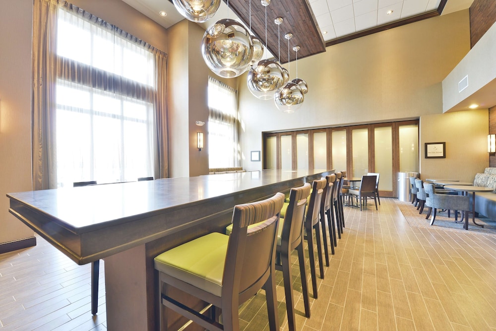 Hampton Inn & Suites Greensboro Coliseum Area - photo 69