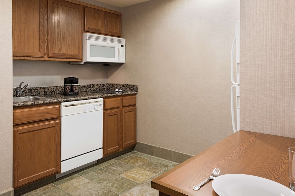 Homewood Suites by Hilton Buffalo Amherst - photo 12