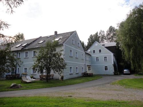 Hendlmühle — hotel in Tirschenreuth