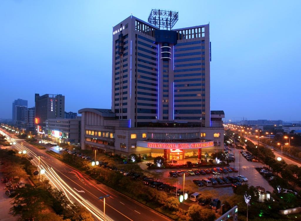 Dynasty International Hotel in Taizhou, People's Republic of China