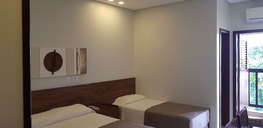 Hotel das Palmeiras — Paracatu — photo 2