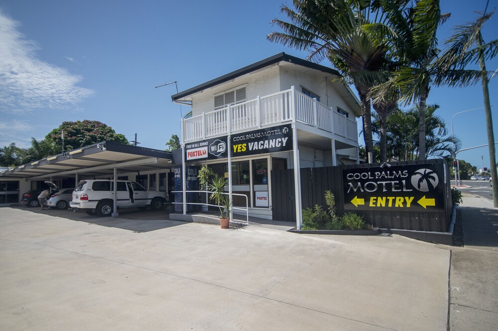 Cool Palms Motel — Mackay
