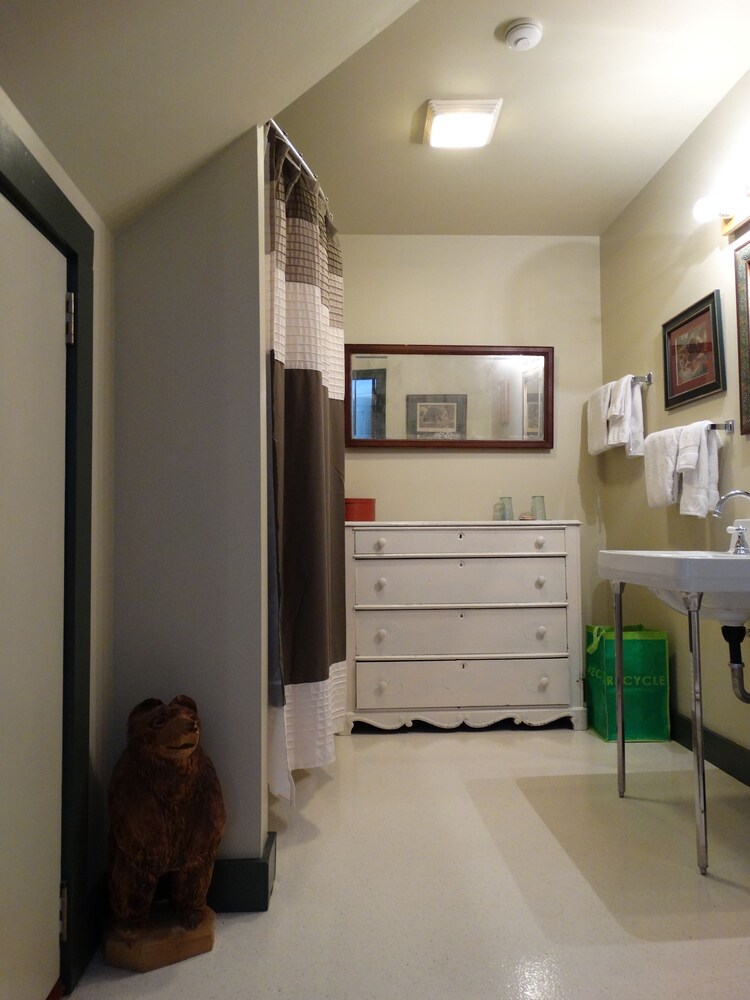 Shoreham Inn Bed & Breakfast - photo 35