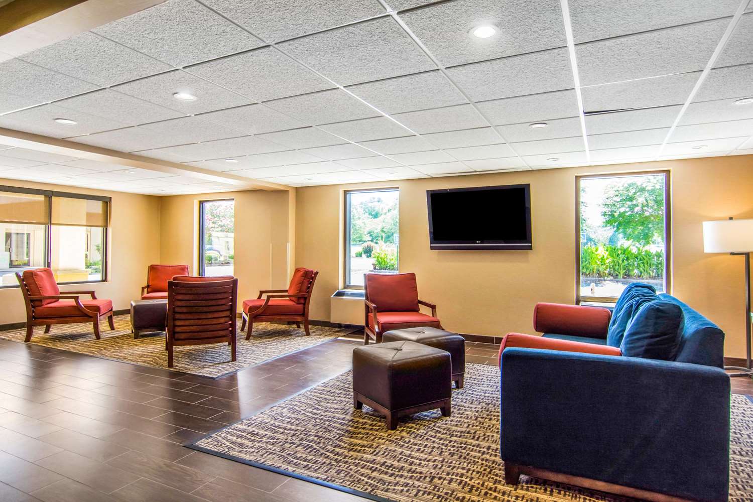 Comfort Inn Newport News Williamsburg East - photo 18