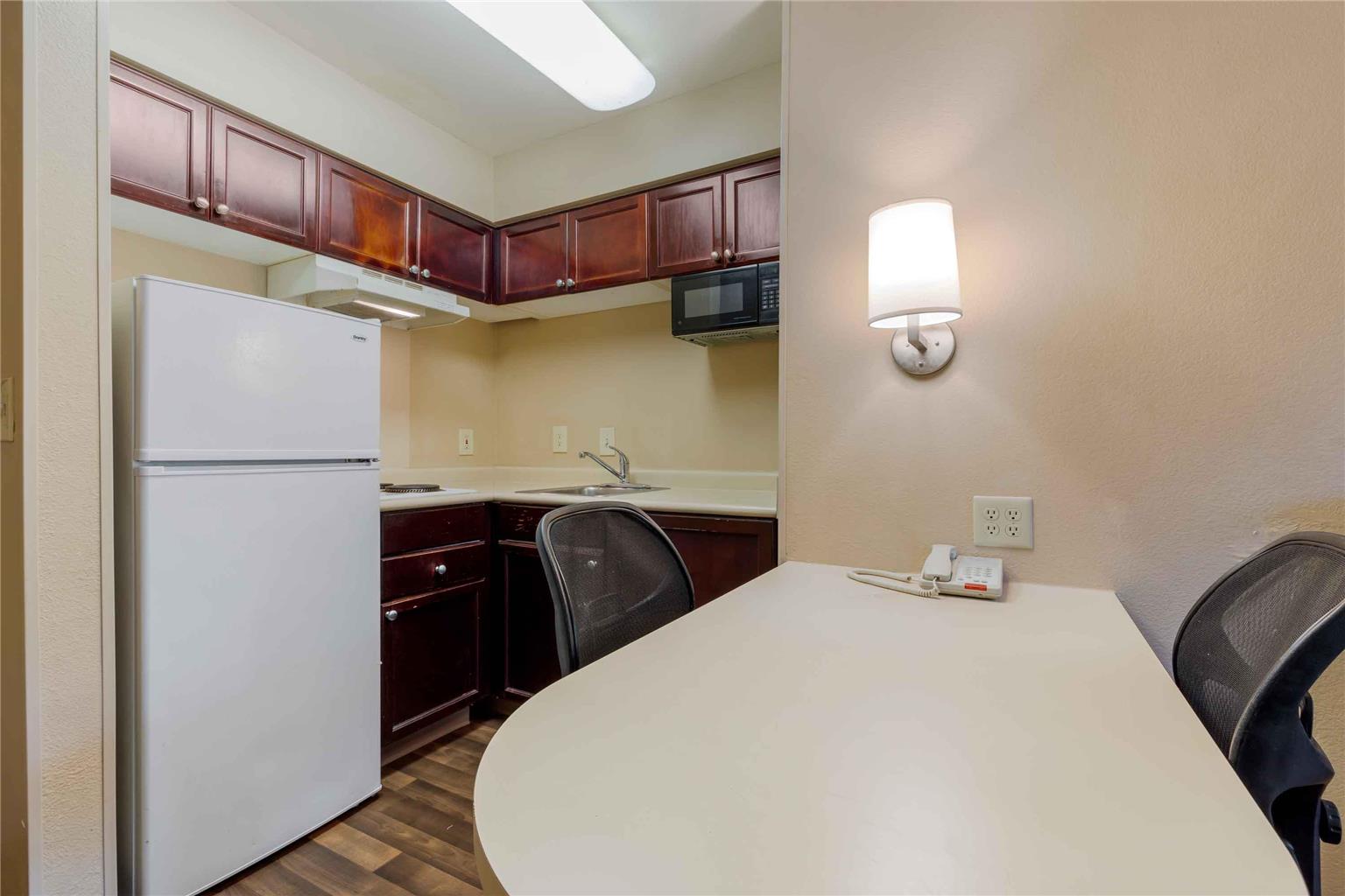 Extended Stay America Suites Dallas Las Colinas Green Park D - photo 26