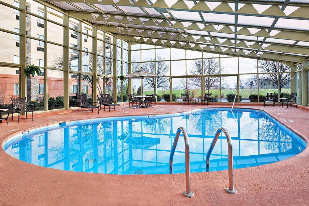 Holiday Inn Express Fort Campbell Oak Grove by IHG - photo 16