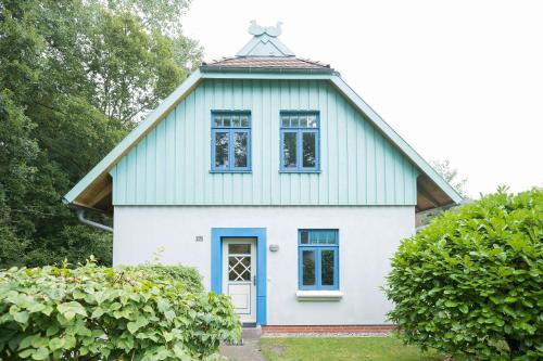 Ferienhaussiedlung Strandperlen Weidenhof 9a — carbon neutral stay, Wustrow