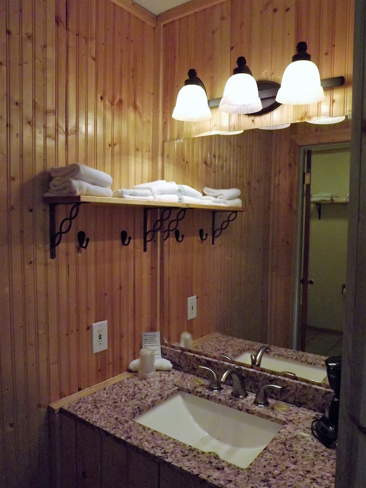 Z Bar Motel - photo 15