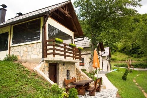 Vikendice Vodenica Jurić in Prozor, Bosnia and Herzegovina